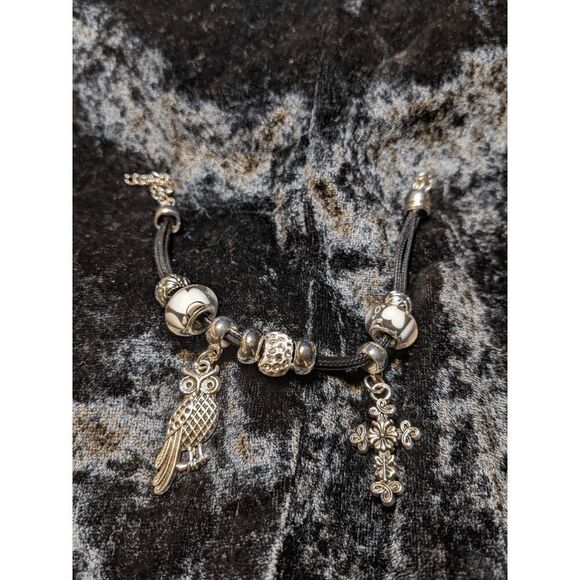 NEW CHUNS PANDORA LIKE BRACELET (OWL & CROSS) - Picture 1 of 3